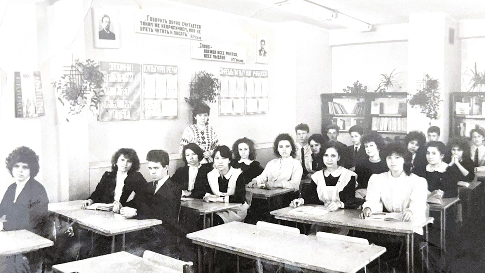68c72a67-59ec-4e3b-9fea-8cd457637bd5-выпускники 1989 г.jpg